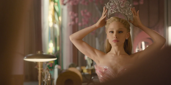 Wicked: For Good Screenshot 2