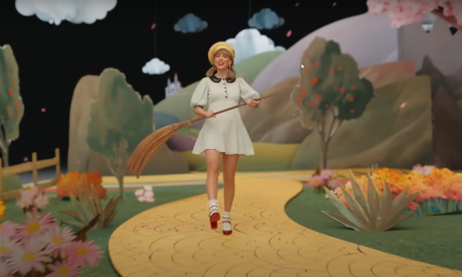 Taylor Swift as Dorothy from The Wizard of Oz 